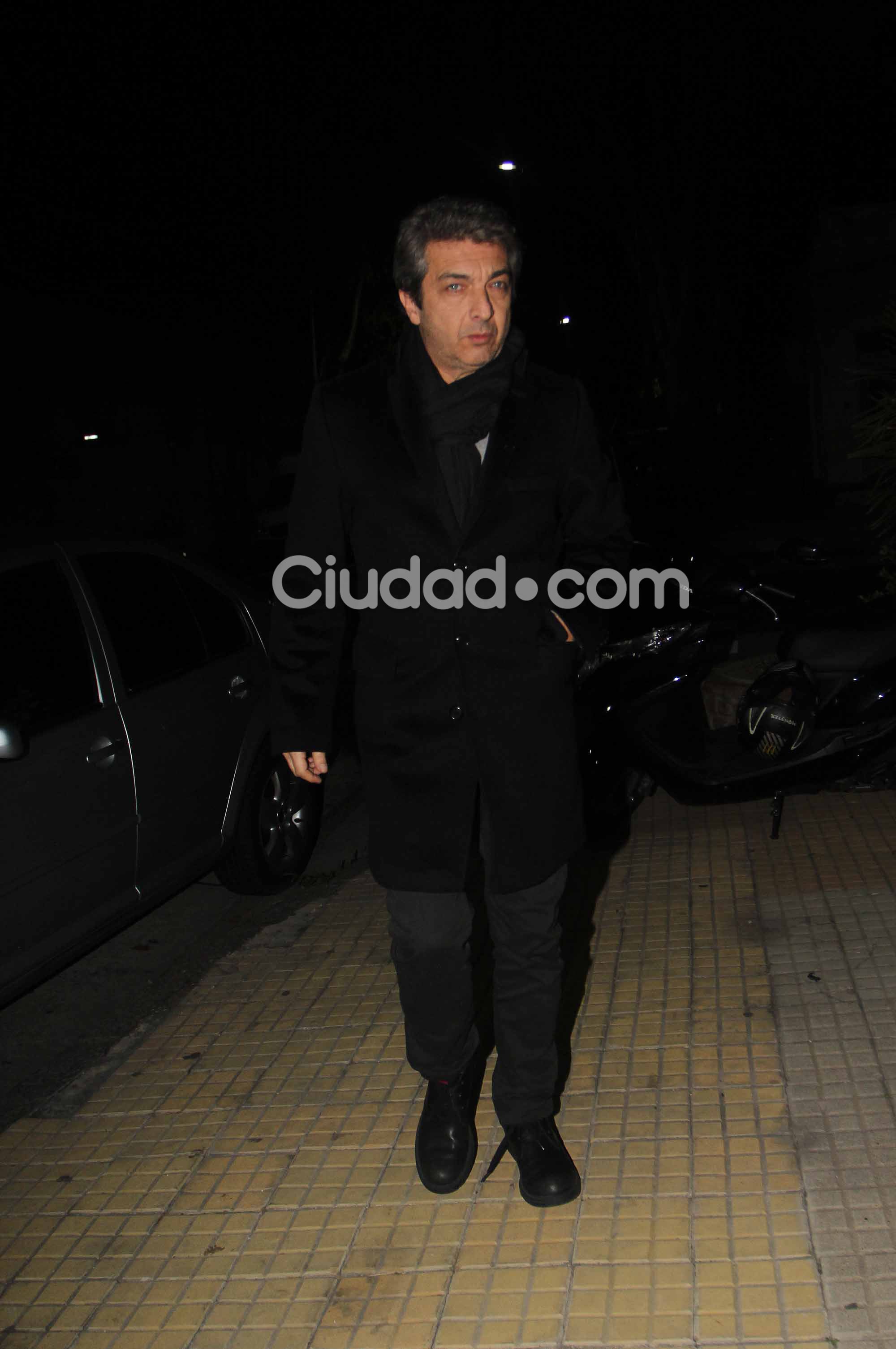 Ricardo Darín en el velatorio de Don Diego. (Foto: Movilpress-Ciudad.com)