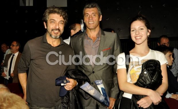 Ricardo Darín, su hija y Goycochea, juntos en el estreno de Dalma (Foto: Jennifer Rubio). 