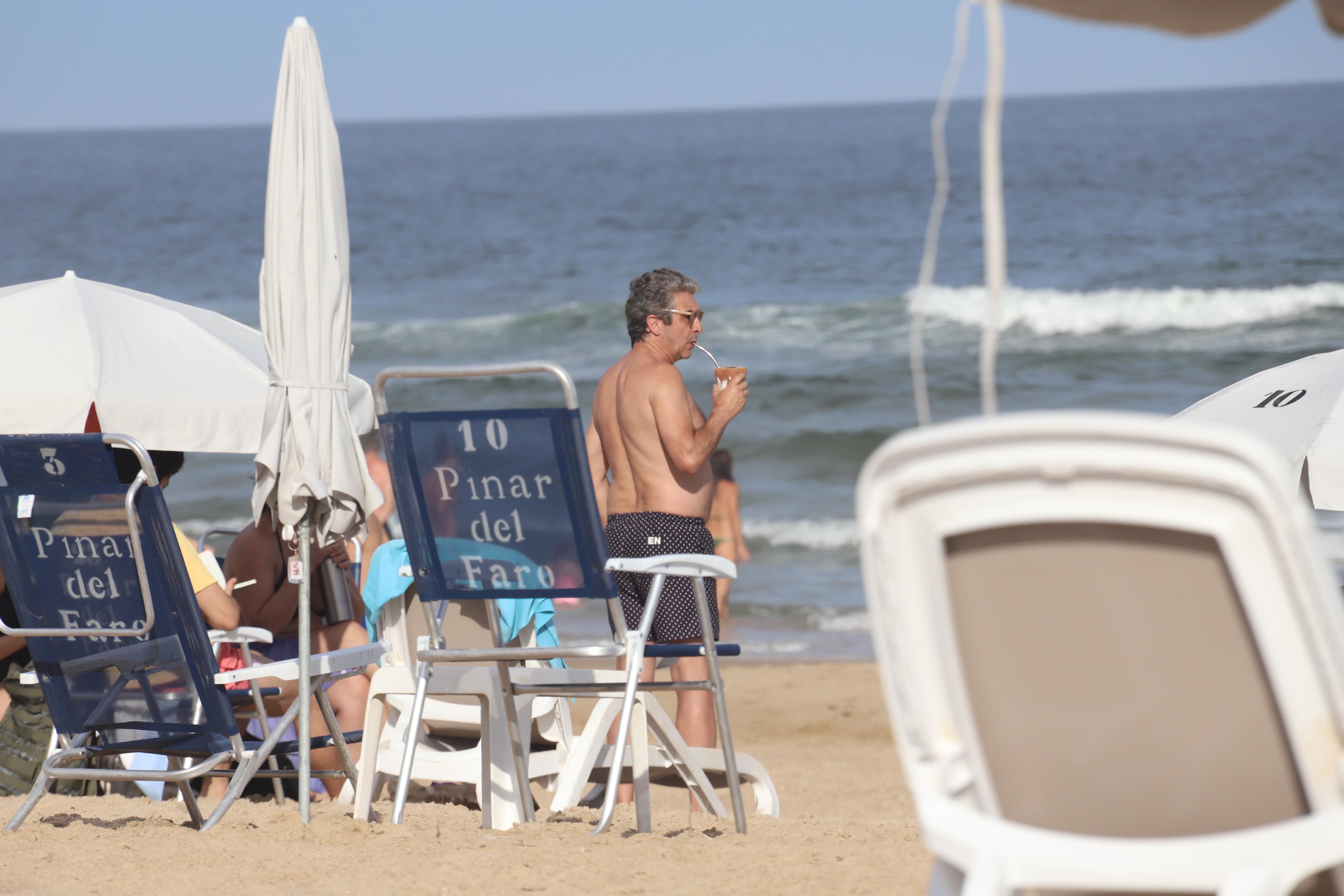 Ricardo Darín y Florencia Bas, 31 años de amor en Punta del Este. (Foto: GMPress)