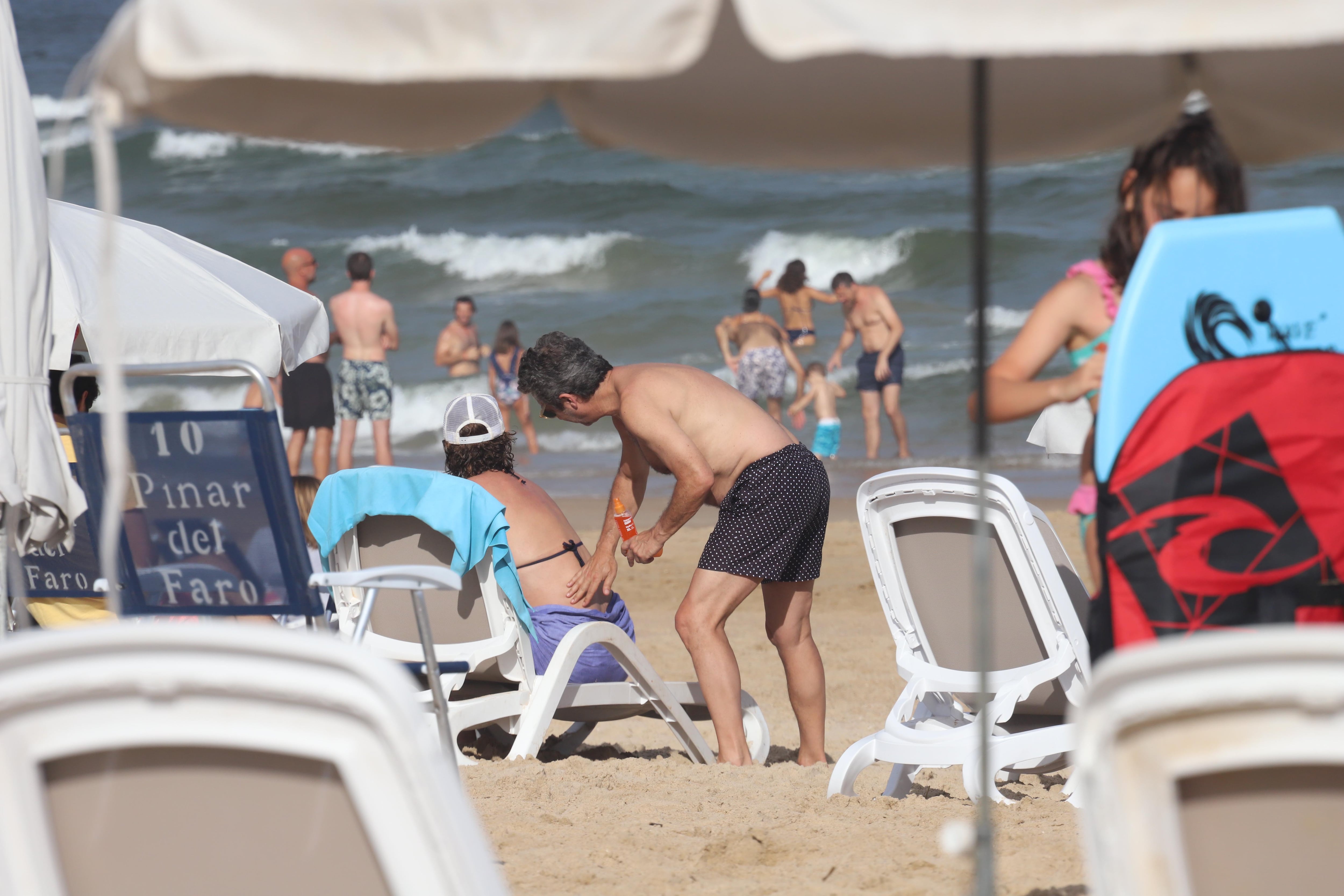 Ricardo Darín y Florencia Bas, 31 años de amor en Punta del Este. (Foto: GMPress)