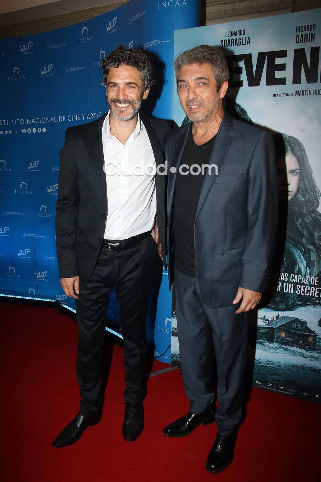 Ricardo Darín y Leonardo Sbaraglia en la avant premiere de Nieve Negra. (Foto: MovilPress - Ciudad.com)