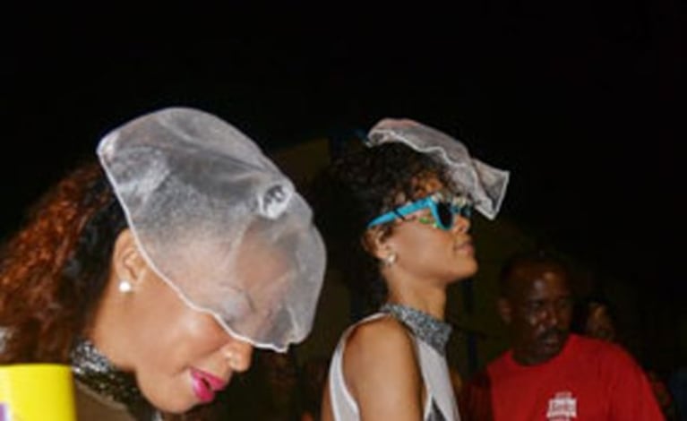 Rihanna, sensualidad y descontrol en una fiesta de Barbados (Foto: TMZ).