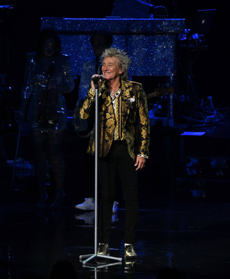 Rod Stewart
Caesars Palace Colosseum



Photos By Denise Truscello