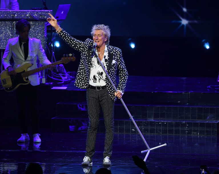 Rod Stewart
Caesars Palace Colosseum



Photos By Denise Truscello