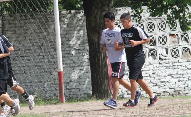 Rodrigo Díaz entrena en El Porvenir. (Foto: Prensa Ricardo Fort)