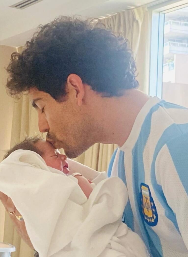 Rodrigo Romero, el exnovio de Jimena Barón, fue papá por quinta vez