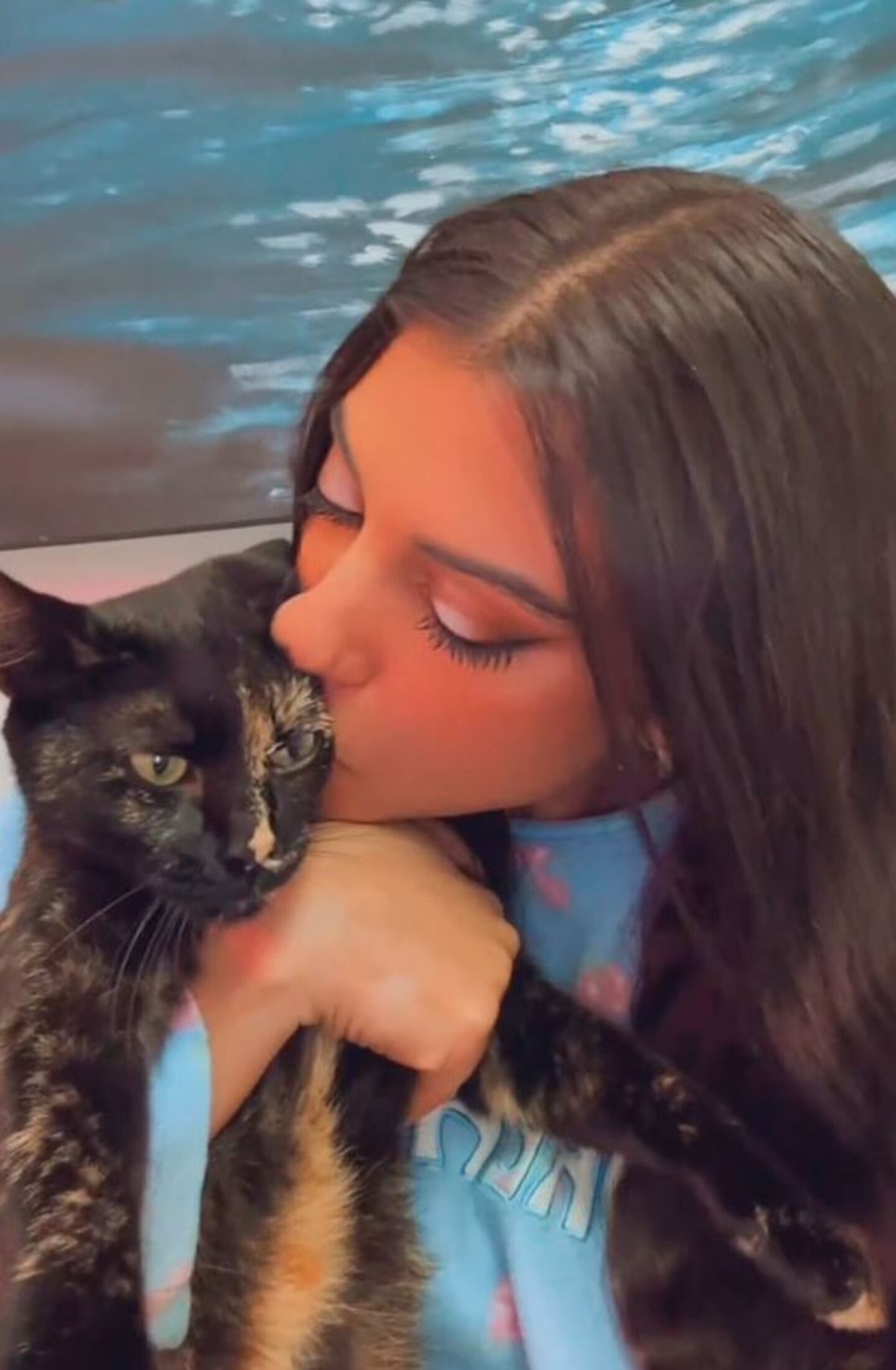 Rosina Beltrán de Gran Hermano 2023 se reencontró con su gatita Mágica,  tras cuatro meses sin verla: el video más tierno | Ciudad Magazine