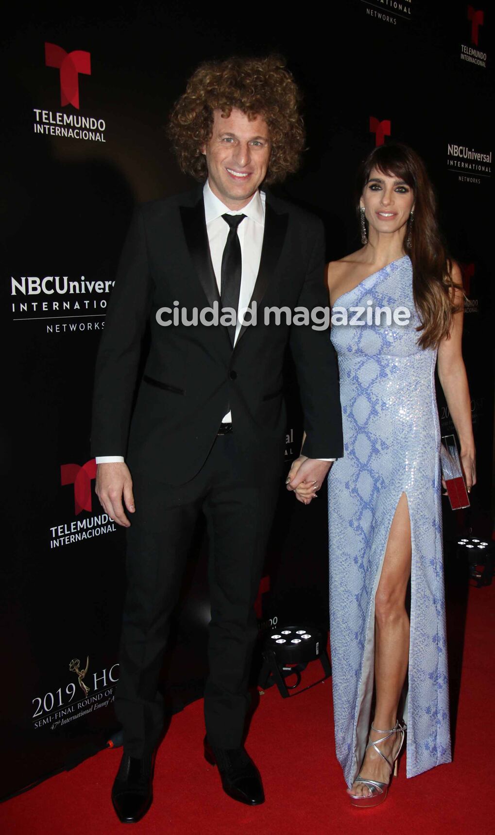 Rulo y Gabriela Sari, en la Gala de votación de los Emmy Internacionales (Foto: Movilpress)