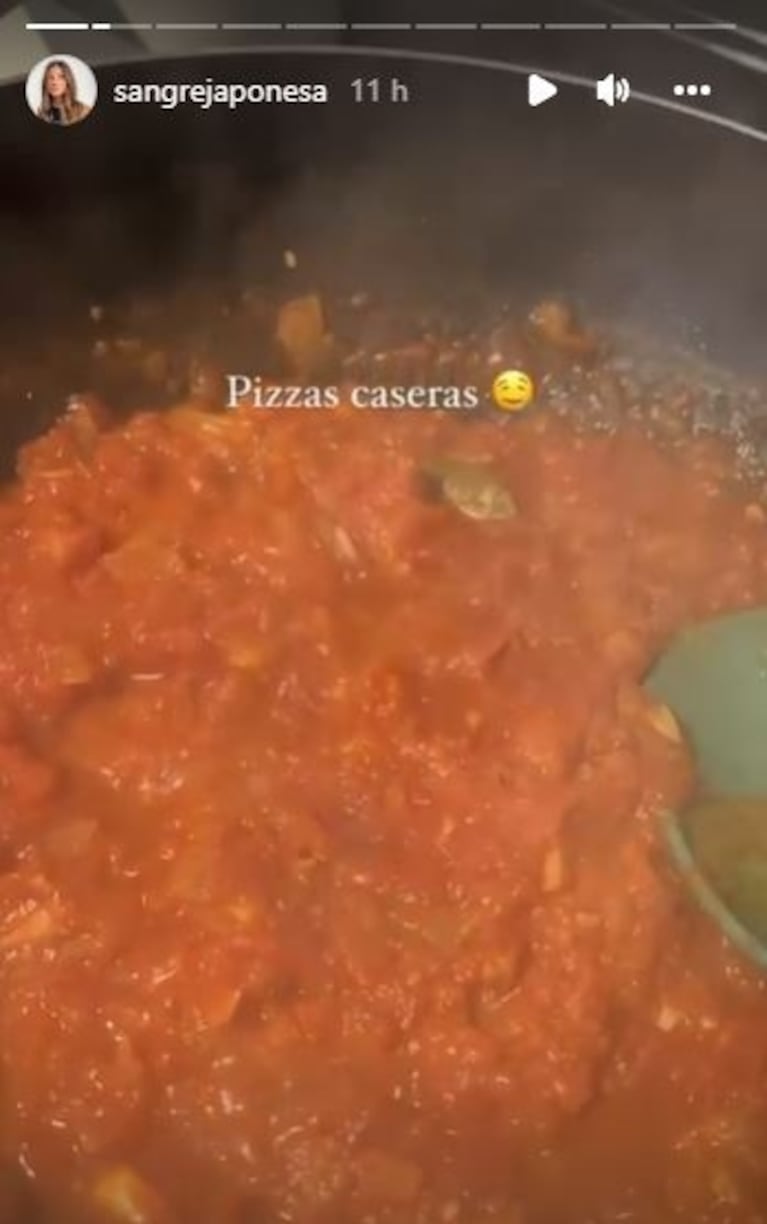 Rusherking sorprendió a la China Suárez y a sus hijos cocinándoles su especialidad: "Pizzas caseras"