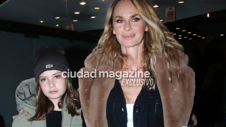 Sabrina Rojas fue con su hija Esperanza Castro al show de Jimena Barón, la ex del Tucu López