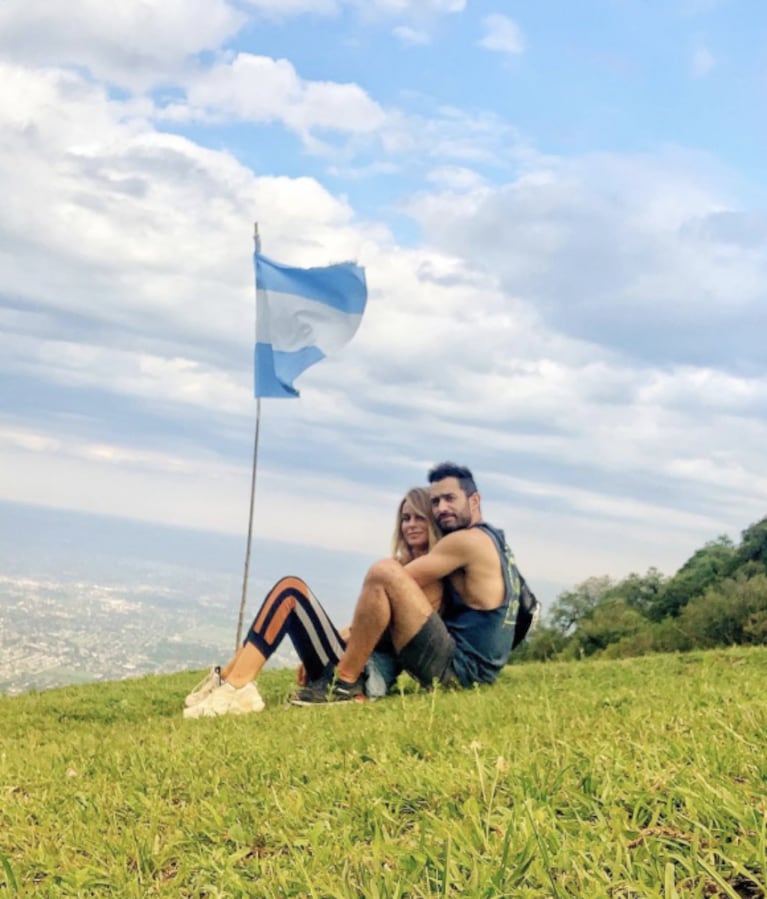 Sabrina Rojas y Tucu López compartieron divertidas fotos de su viaje a Tucumán: "Nosotros"