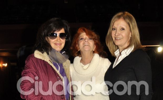 Se presentó el elenco de La Casa de Bernarda Alba (Foto: Jennifer Rubio). 