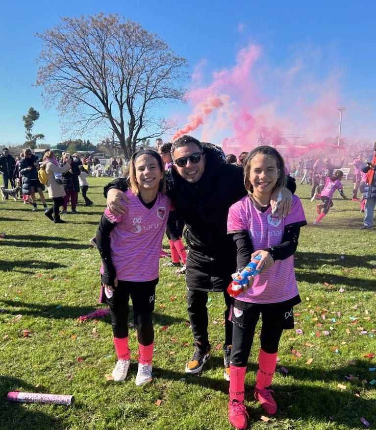 Se supo cómo Matías es con Charis, Bella y Francesca.