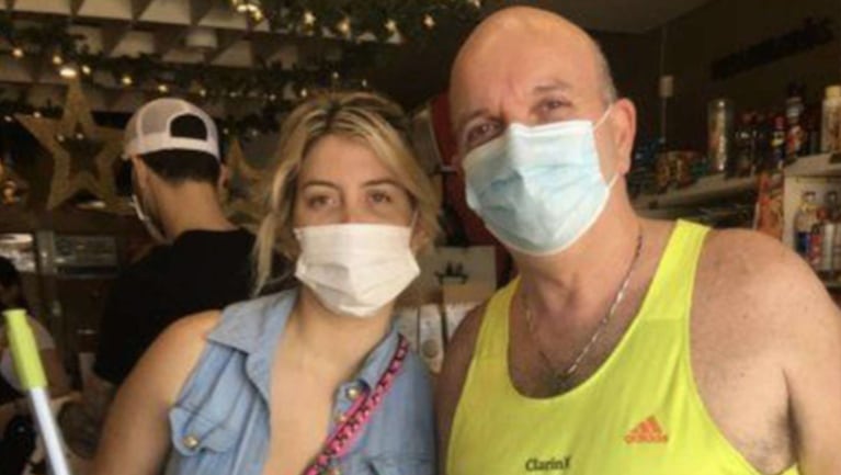 Se viralizó una foto de Wanda Nara de entrecasa, haciendo compras en el supermercado.