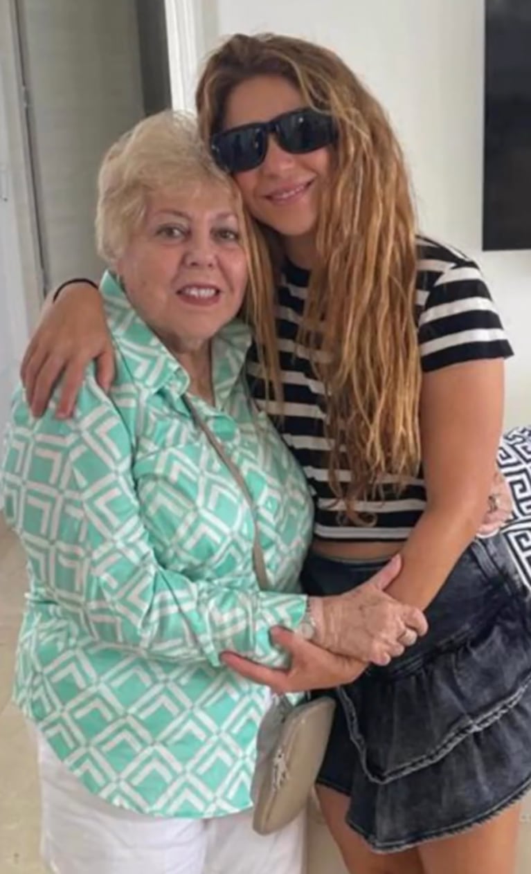 Shakira les dedicó un conmovedor posteo a su mamá y a su papá