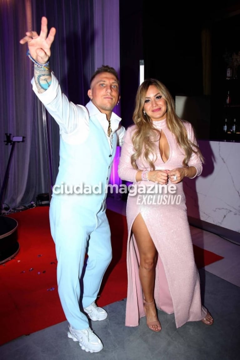 Sol, la hija de Karina La Princesita y El Polaco, tuvo una increíble fiesta de 15: las fotos de la noche más esperada