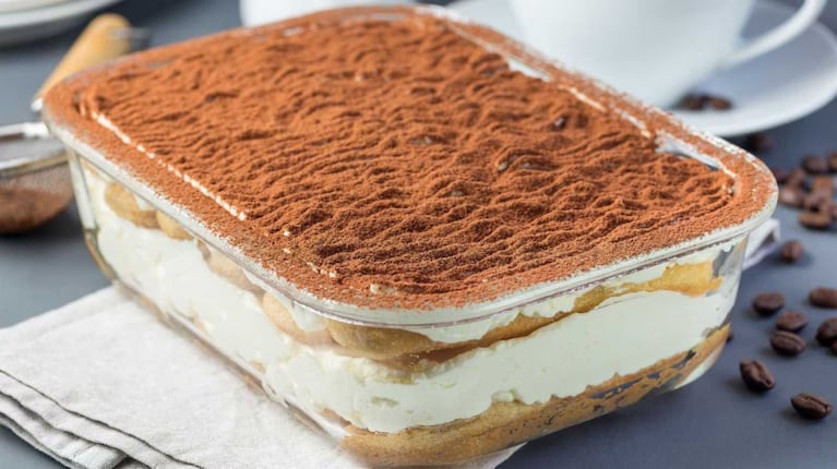 Sorprende a todos a la hora del postre con este tiramisú: el paso a paso de una receta fácil y práctica