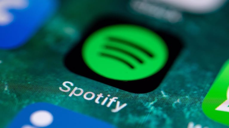 Spotify dejará de pagar regalías por las canciones con menos de 1.000 reproducciones anuales en 2024