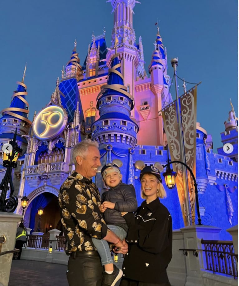 Stefi Roitman viajó a Disney con Marley y Mirko para celebrar los 50 años de Magic Kingdom