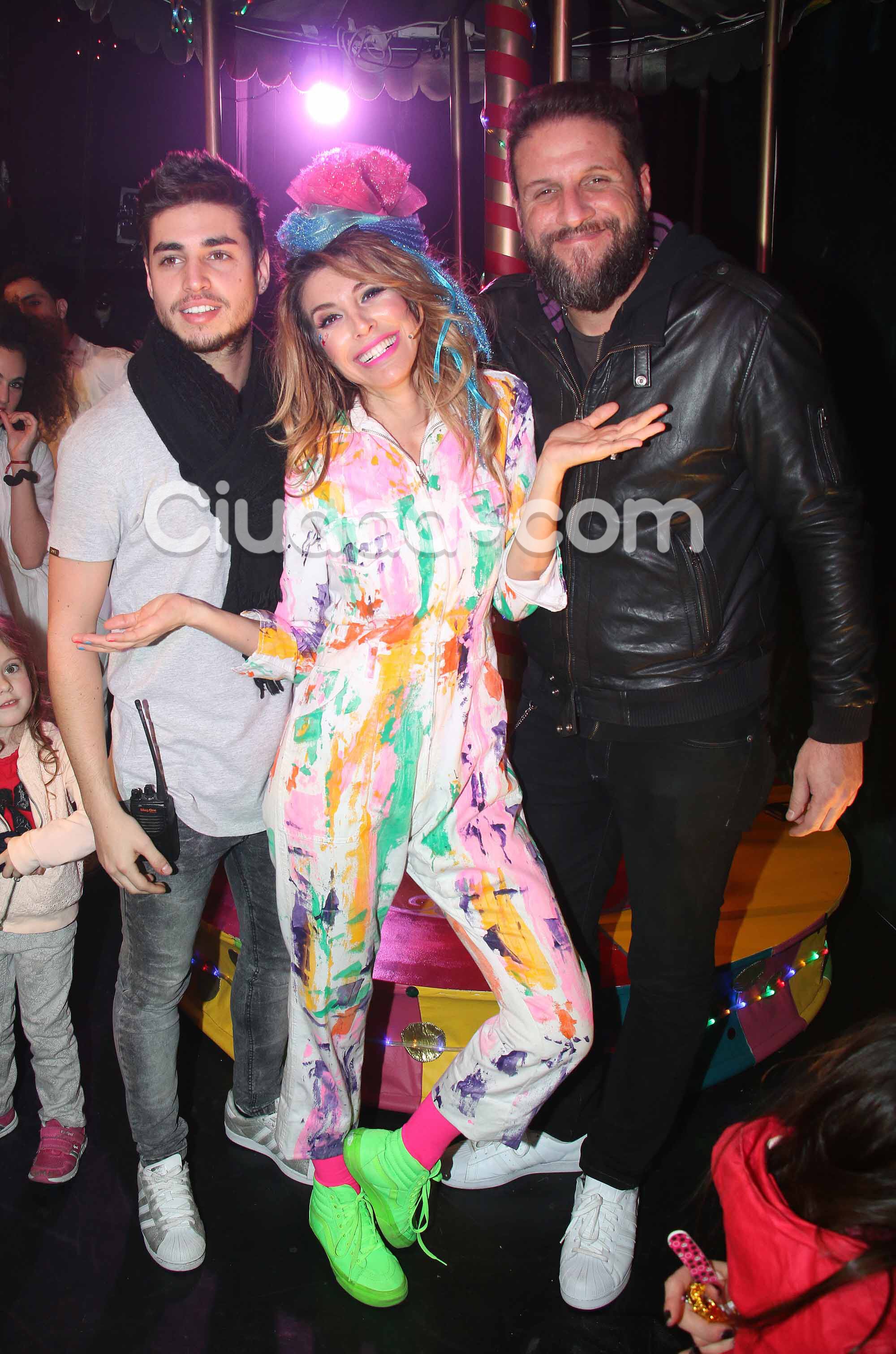 Stefy Xipolitakis con su hermano y su novio (Fotos: Movilpress).