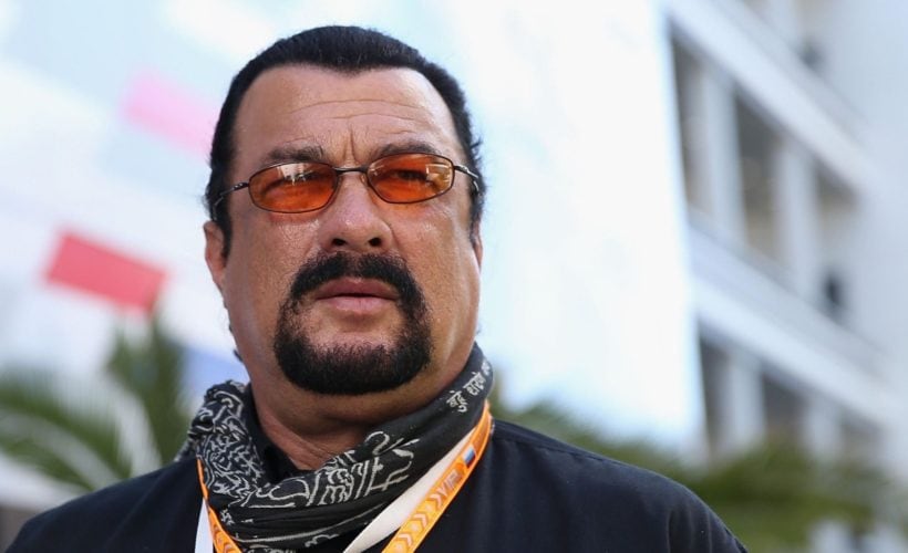 Steven Seagal entrenó a Sean Connery para personificar al agente 007