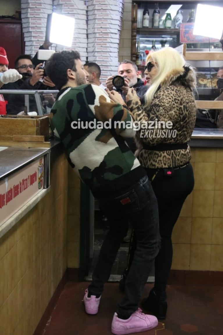 Susana Giménez y Sebastián Yatra aparecieron de sorpresa en una pizzería: las fotos del divertido momento