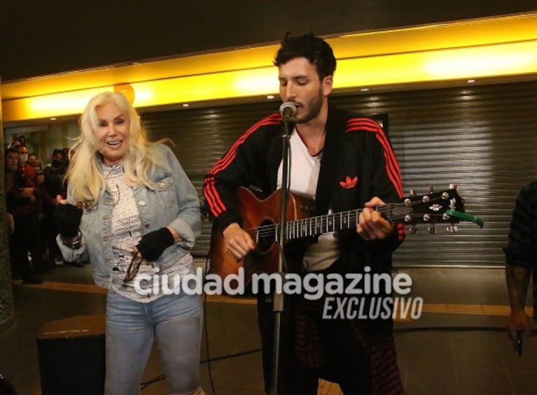 Susana Giménez y Sebastián Yatra revolucionaron el subte: aparecieron disfrazados de músicos callejeros y sorprendieron con un show