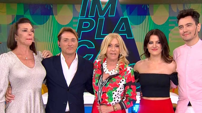 Susana Roccasalvo y el staff de Implacables (Foto: captura El Nueve)