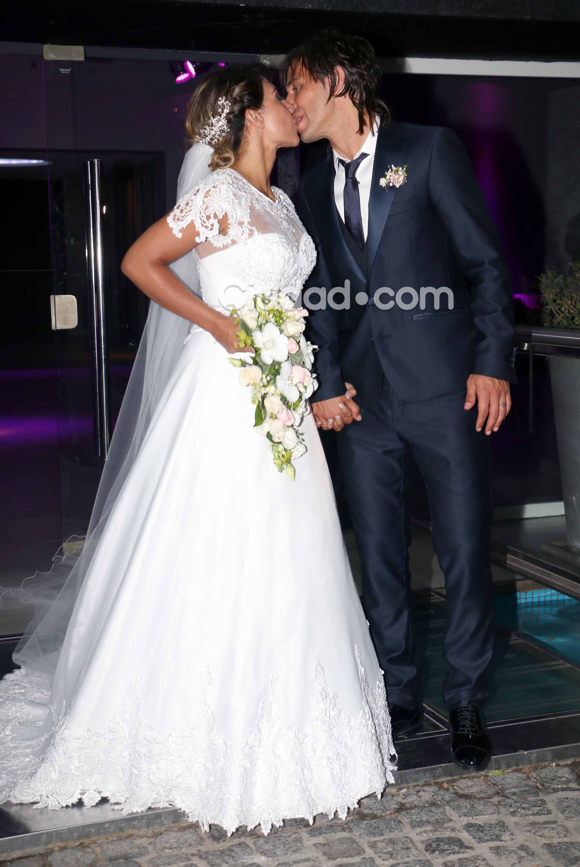 Tamara Alves y Patricio Toranzo en su boda. (Foto: Movilpress - Ciudad.com)