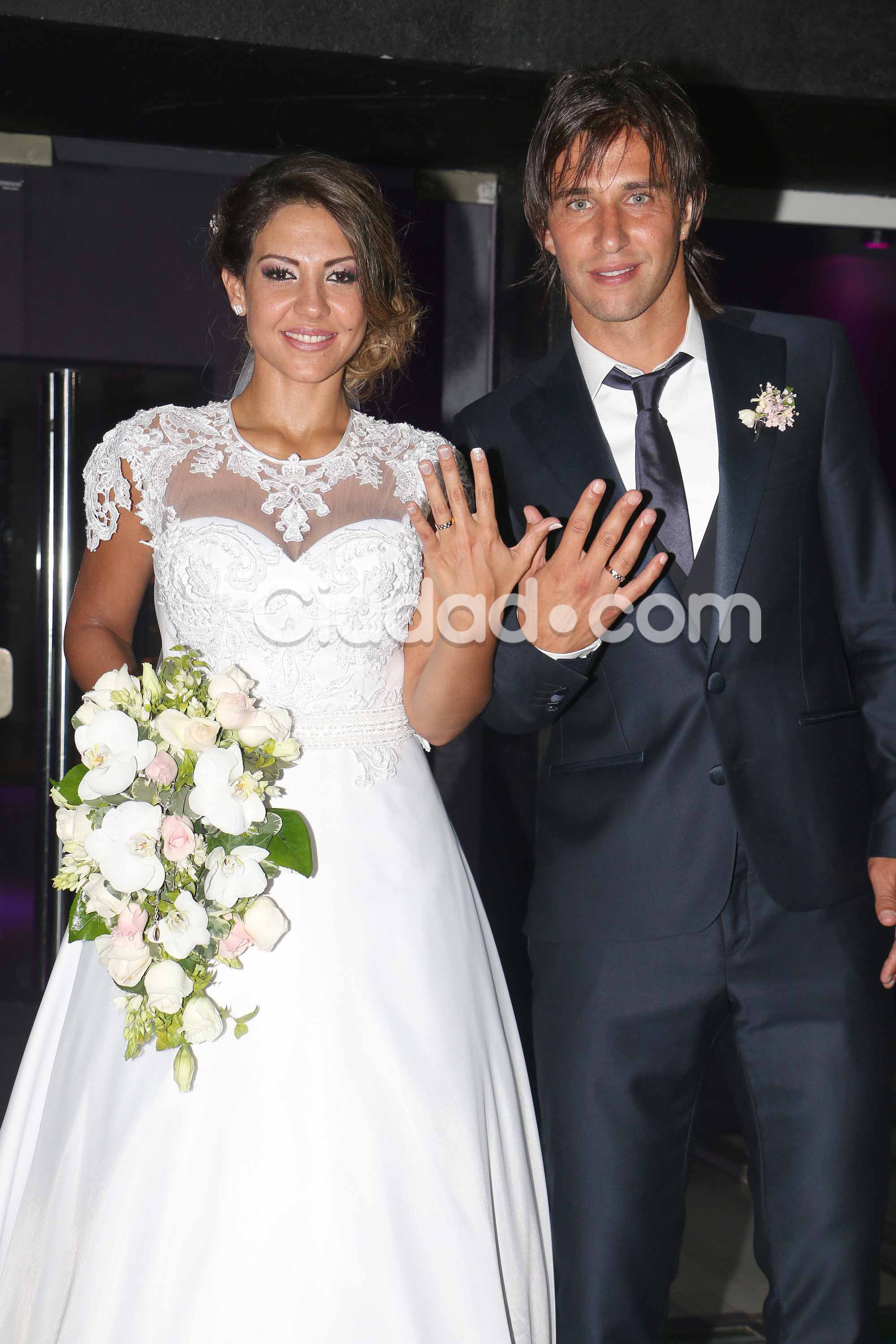 Tamara Alves y Patricio Toranzo en su boda. (Foto: Movilpress - Ciudad.com)