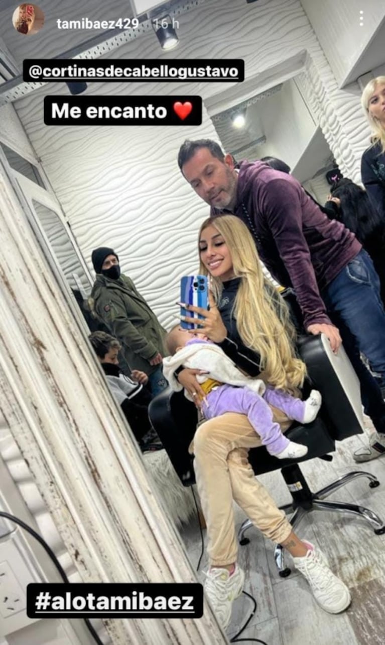 Tamara Báez se animó a un glamoroso cambio de look: se puso extensiones larguísimas