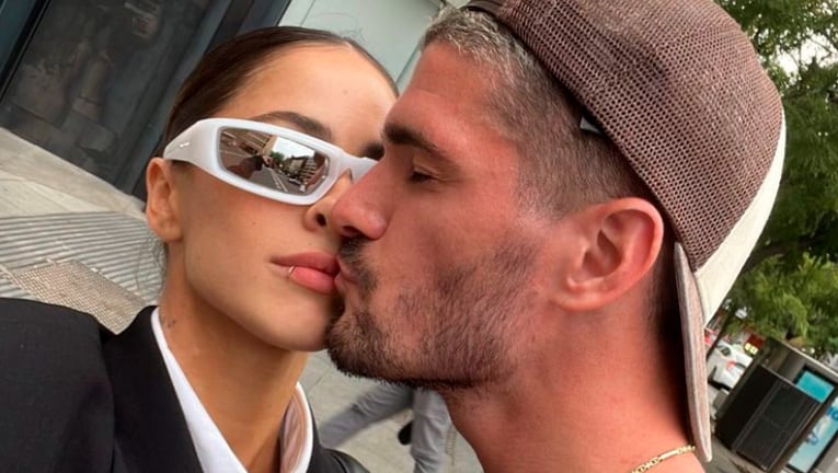 Tini Stoessel compartió un álbum de fotos inéditas con Rodrigo de Paul por su cumpleaños.