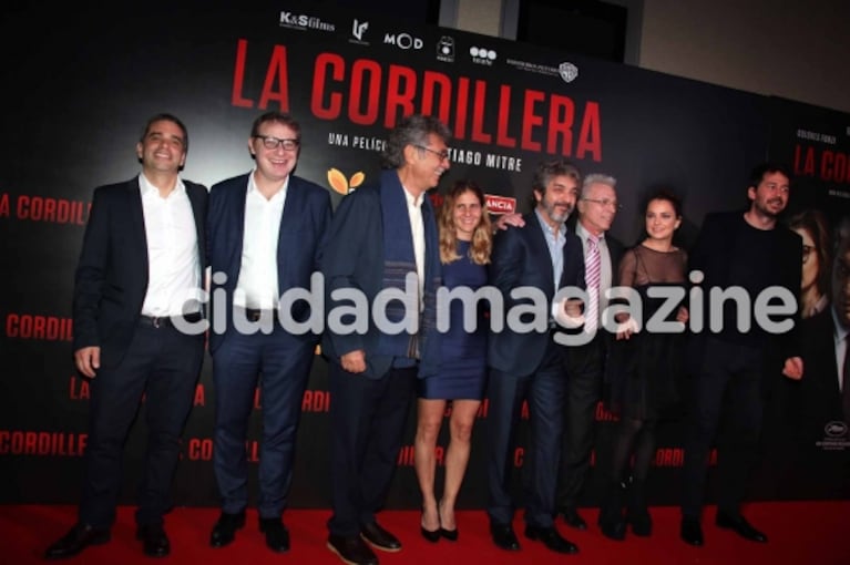 Todas las fotos del estreno de La Cordillera: invitados top, súper looks ¡y muchas parejas enamoradas!