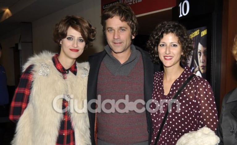 Todos los famosos en el estreno de Rouge Amargo (Foto: Jennifer Rubio). 