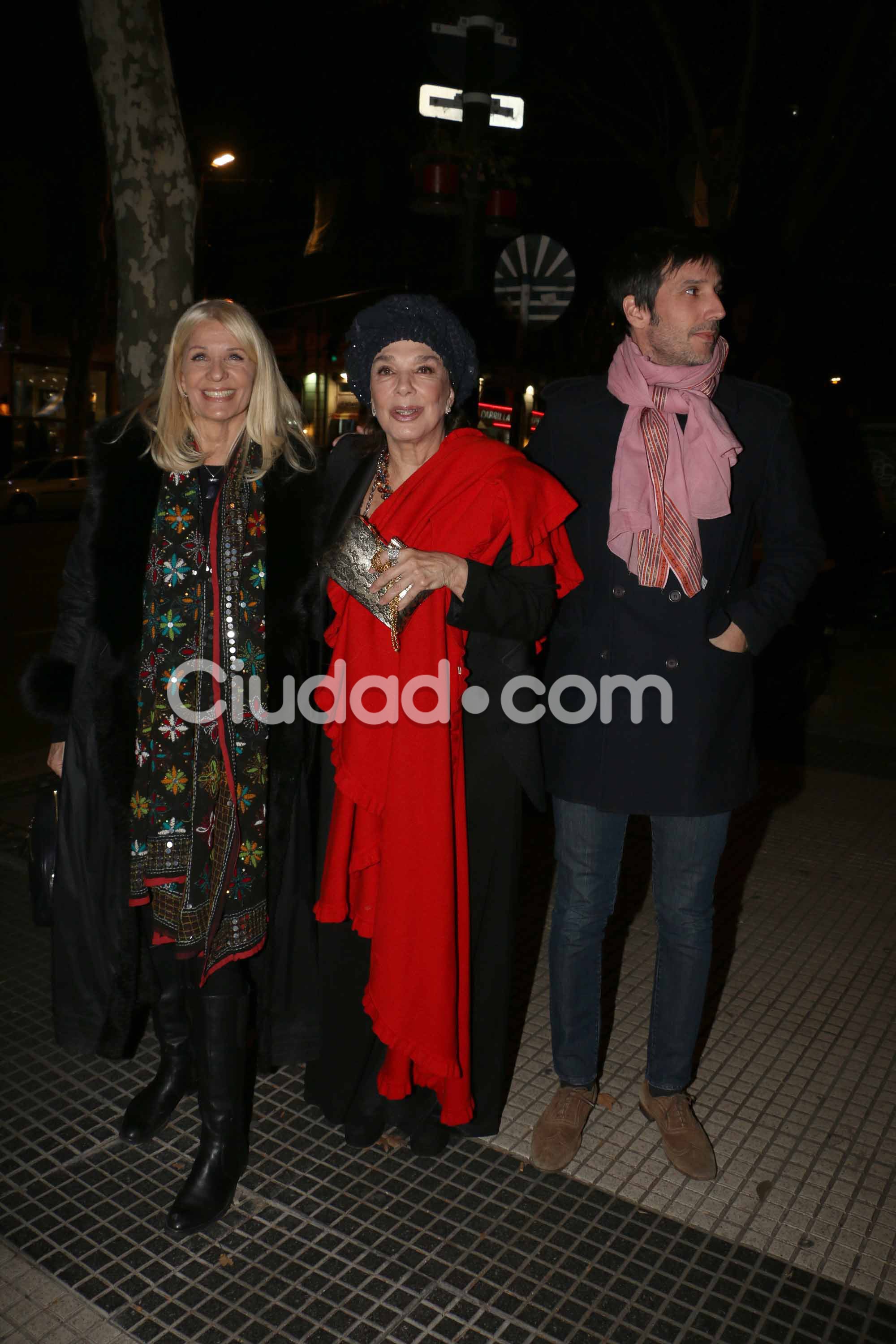 Todos los famosos en la entrega de los Premios Cóndor (Fotos: Movilpress). 