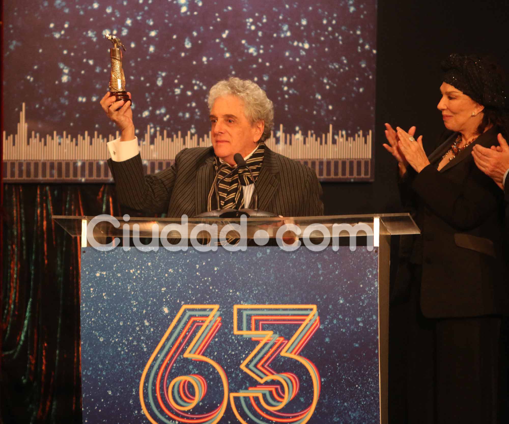 Todos los famosos en la entrega de los Premios Cóndor (Fotos: Movilpress). 