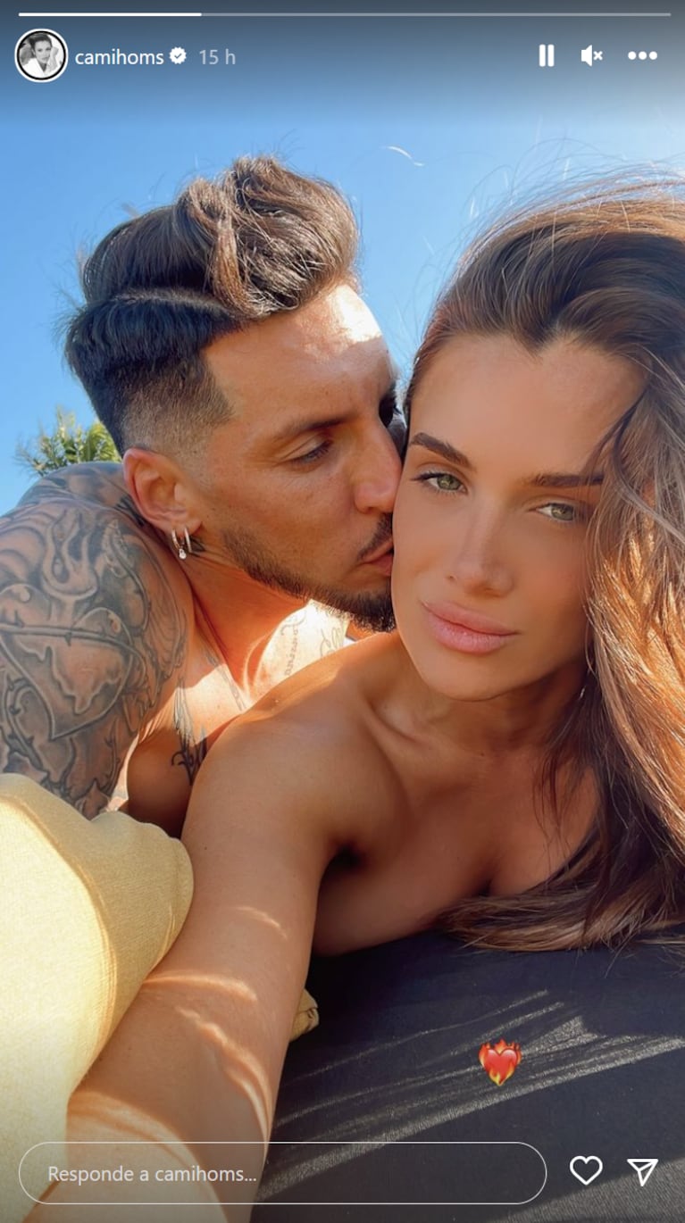 Tomando sol y a los besos: la apasionada foto de Camila Homs y José “Principito” Sosa