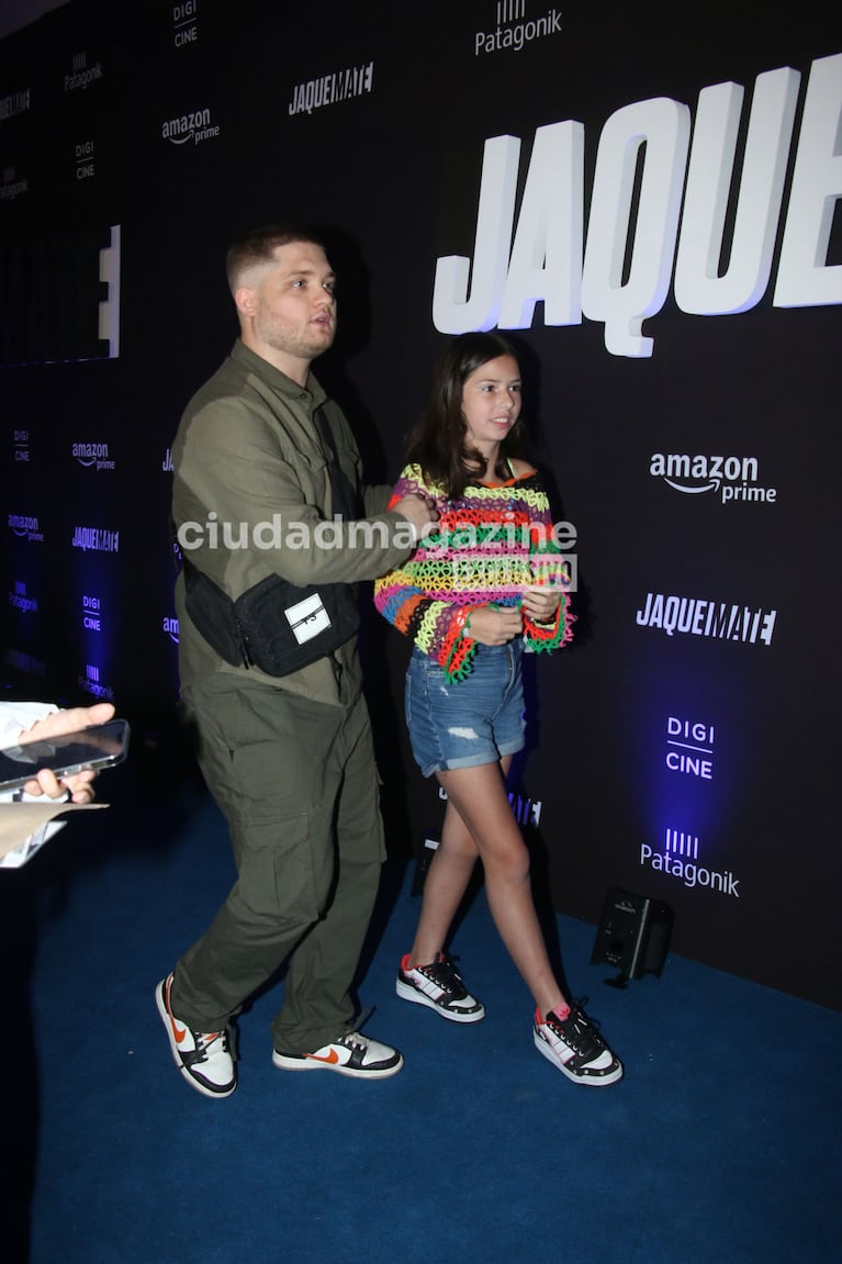 Toto Kirzner y Margarita Suar en el estreno de Jaque Mate (Foto: Movilpress).