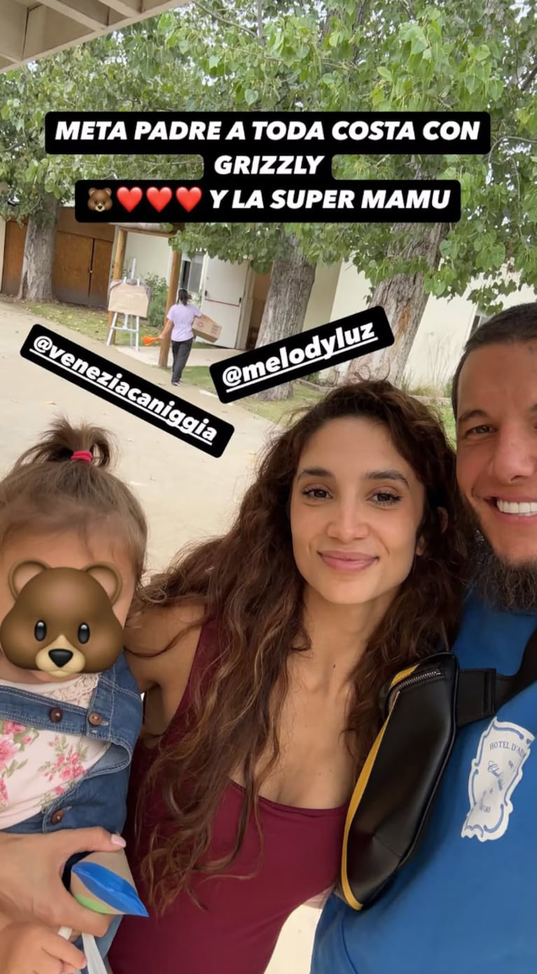 Venezia en su primer día de jardín con Melody y Alex. Foto: IG | alexcaniggia