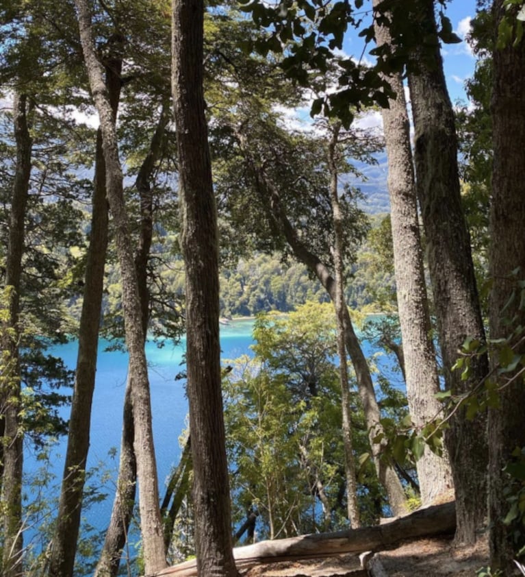 Vero Lozano compartió postales de su escapada a Villa La Angostura con Corcho Rodríguez y Antonia