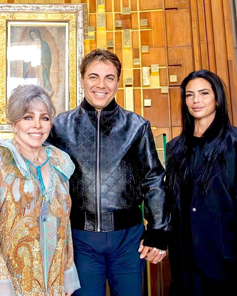 Verónica Castro, Cristian Castro y Mariela Sánchez en México.