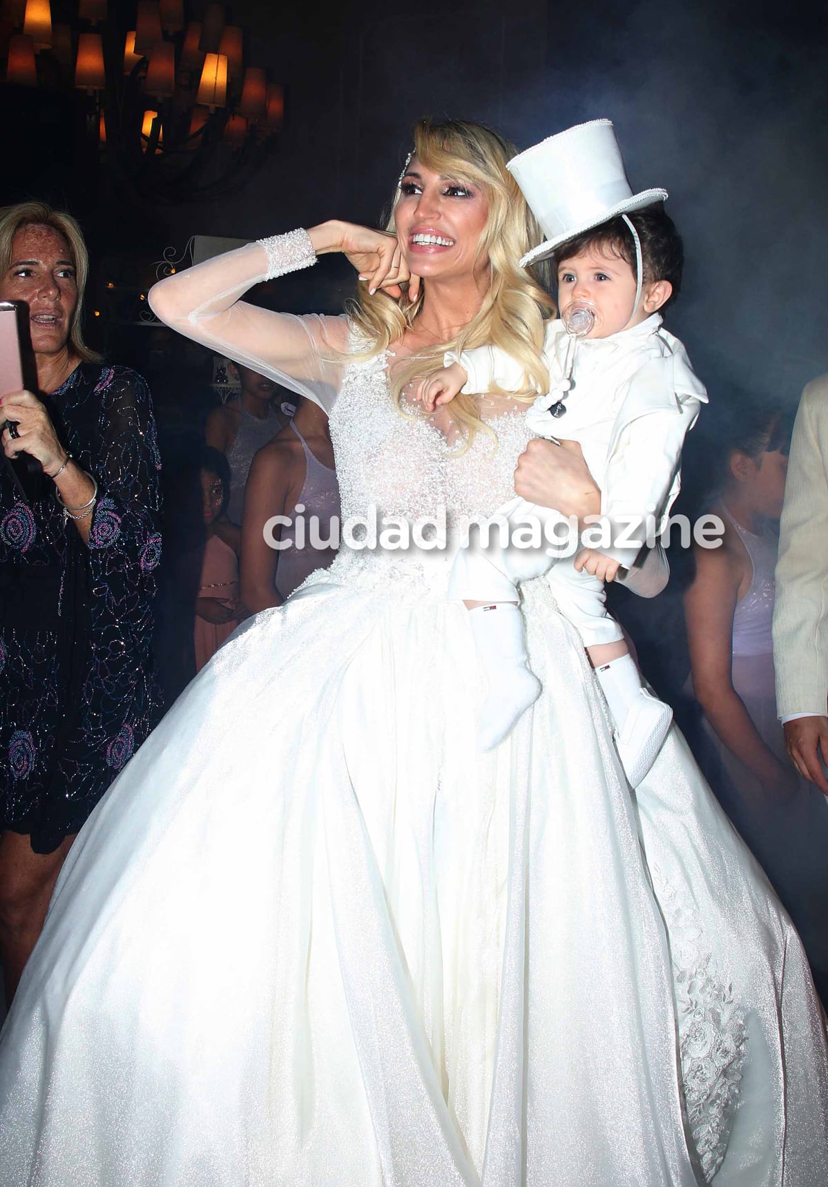 Vicky Xipolitakis en el cumpleaños de Salvador Uriel. (Foto: Movilpress)