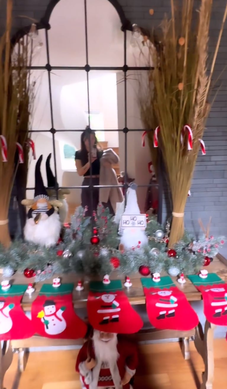 Video: Wanda Nara mostró la decoración de Navidad en su mansión de Estambul