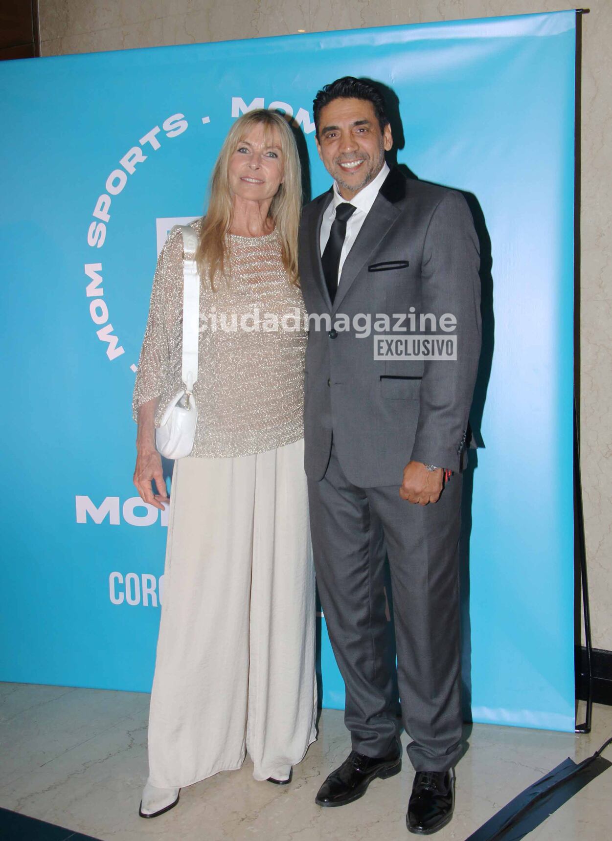 Virginia Elizalde y Eduardo "Coco" Fernández en la gala solidaria de Margarita Barrientos. (Foto: Movilpress)