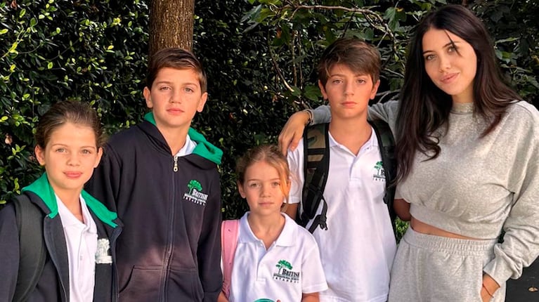 Wanda Nara compartió el significativo álbum de fotos del primer día de colegio de sus hijos en Turquía.