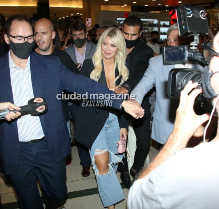 Wanda Nara en una entrevista exclusiva con Ciudad: "Mauro viene para las Fiestas y yo voy a ser la anfitriona de la familia"