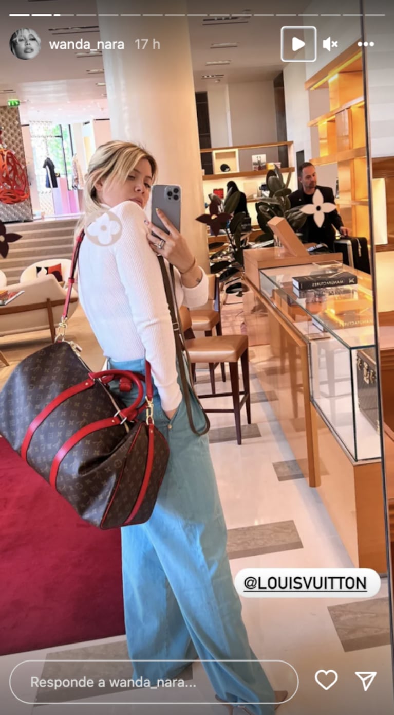 Wanda Nara fue a Louis Vuitton y le costó decidirse por una cartera