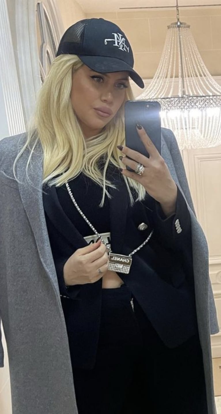 Wanda Nara fue al estadio del PSG con el regalo que Mauro Icardi le hizo en San Valentín