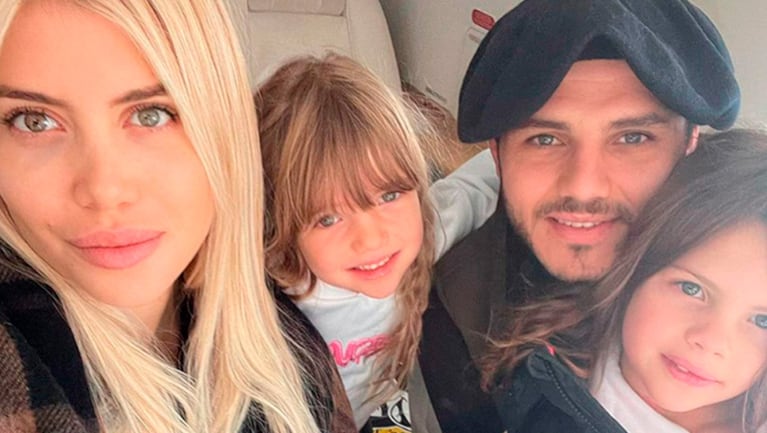 Wanda Nara les dedicó a Mauro Icardi y sus hijas un dulce posteo con foto familiar incluida.