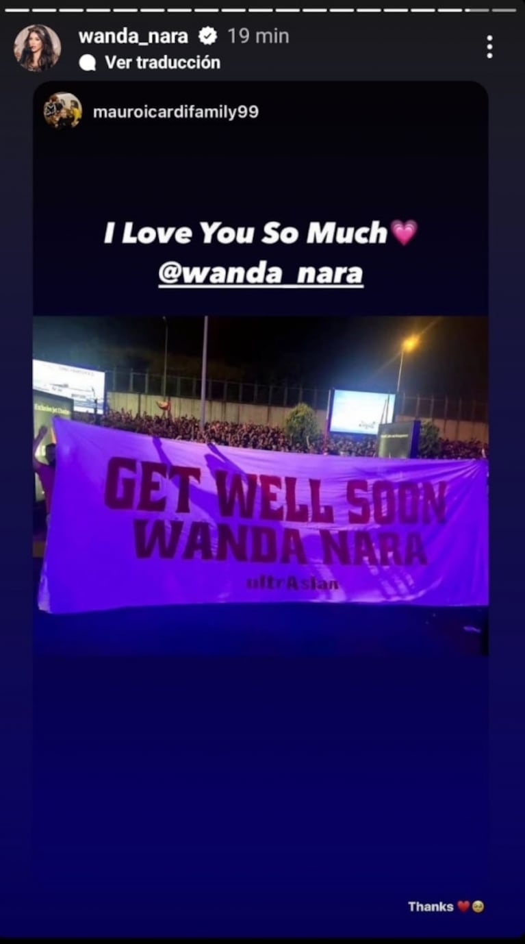 Wanda Nara llegó a Estambul y una multitud la recibió con emotivos mensajes: “Mejorate pronto”